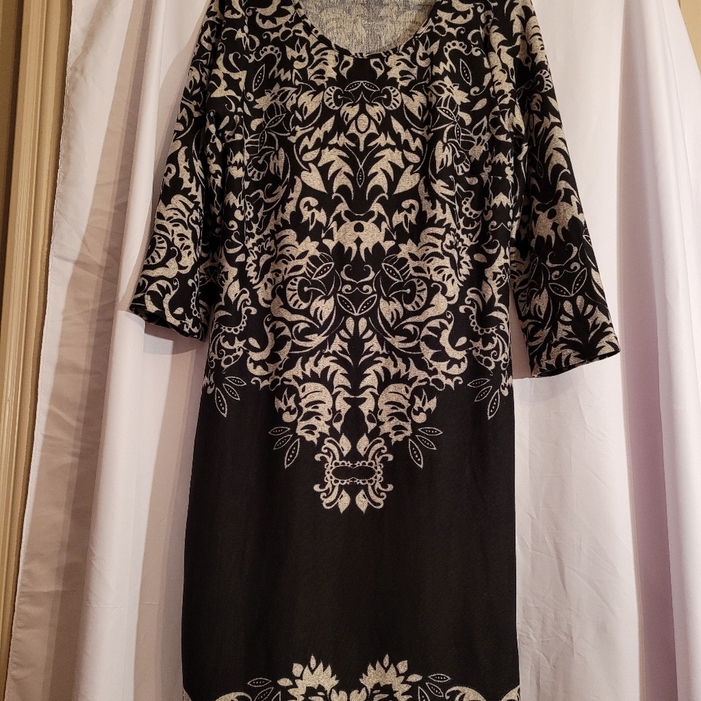 Dress - Picture 5 of 7